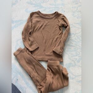 Kids Ribbed Pajama Set in Brown